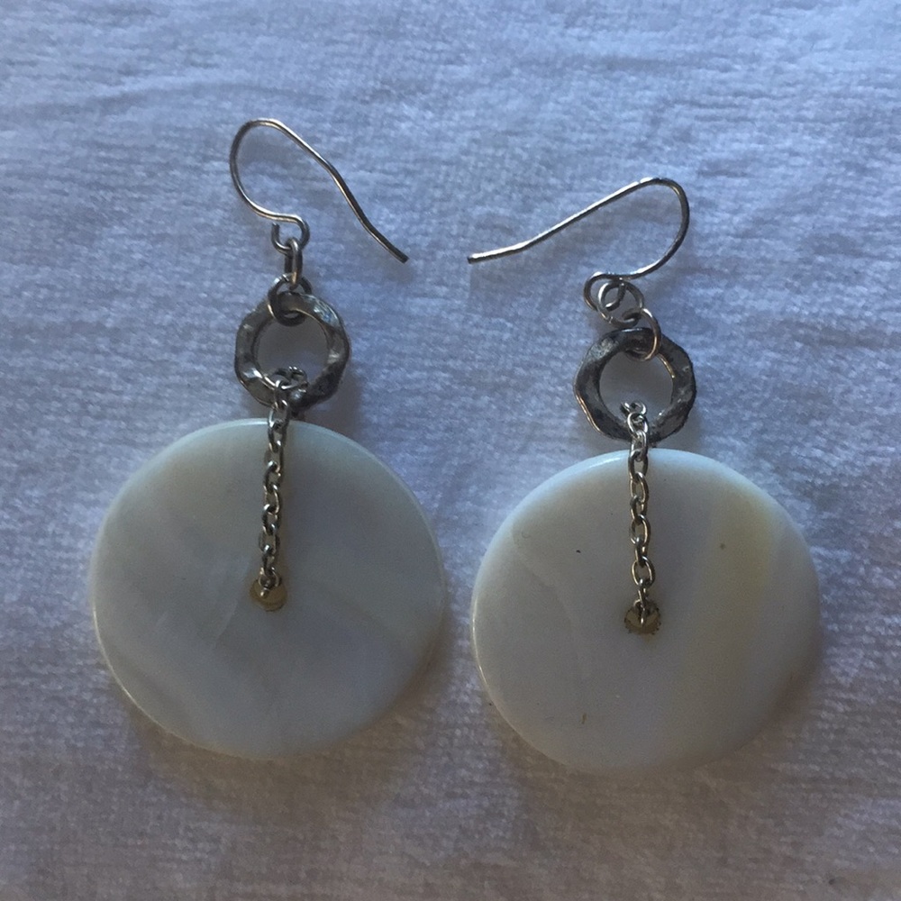 Shell And Hammered Loop Pierced Earrings - image 1